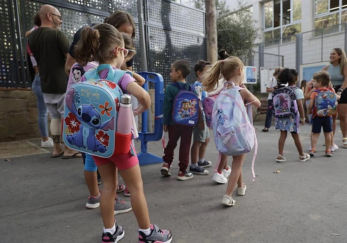 El 95,92% de las familias granadinas obtiene plaza en el colegio elegido en primera opción