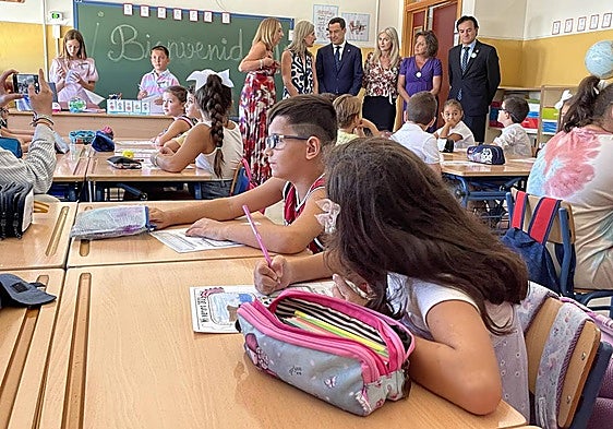 Apertura del curso escolar 2023-24 en el centro Cándido Nogales de la capital.