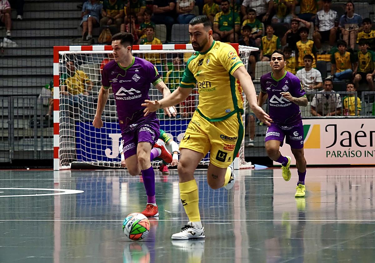 La pegada de Chino será fundamental en el encuentro ante Palma.