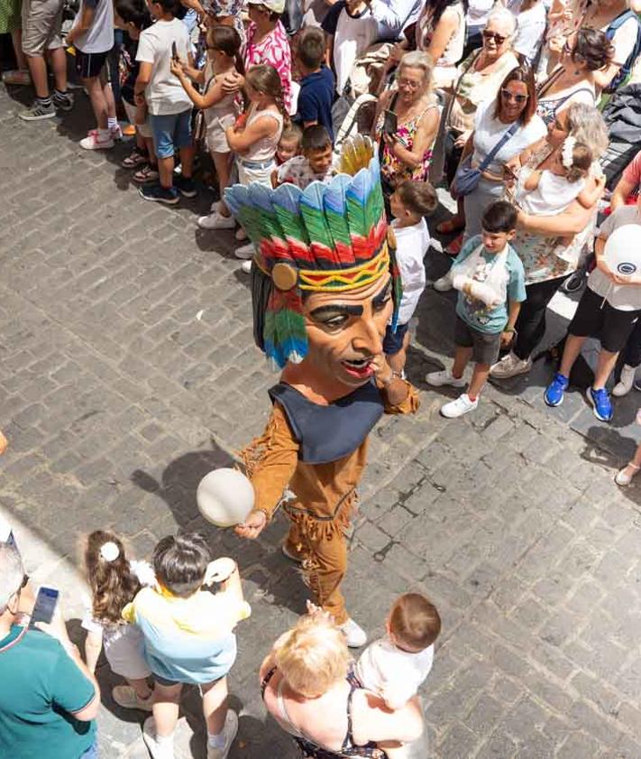 Imagen secundaria 2 - Ambiente durante el desfile. 