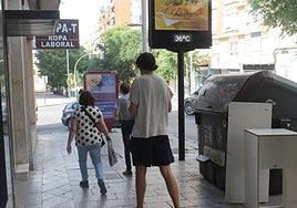 Termómetro marcando la temperatura máxima en Jaén