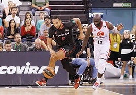 Kwan Cheatham corre el contragolpe en el partido contra el Casademont Zaragoza en el Palacio.