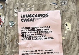 Cartel en las calles de Granada.
