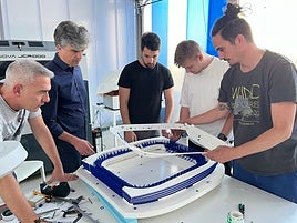 José María Terrés-Nícoli, CEO de Oritia & Boreas, segundo por la izquierda, con parte del equipo.