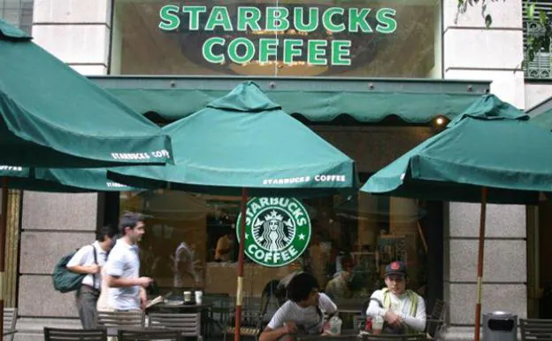 Imagen de archivo de un Starbucks.