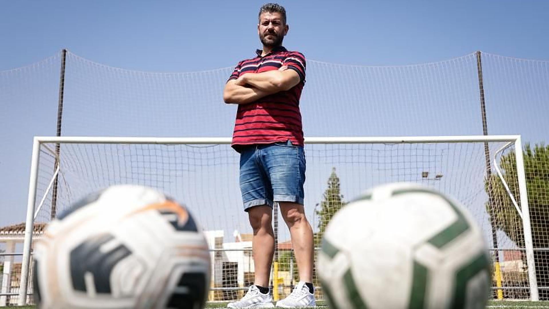 Fernando Estévez tiene su futuro en el aire Ideal