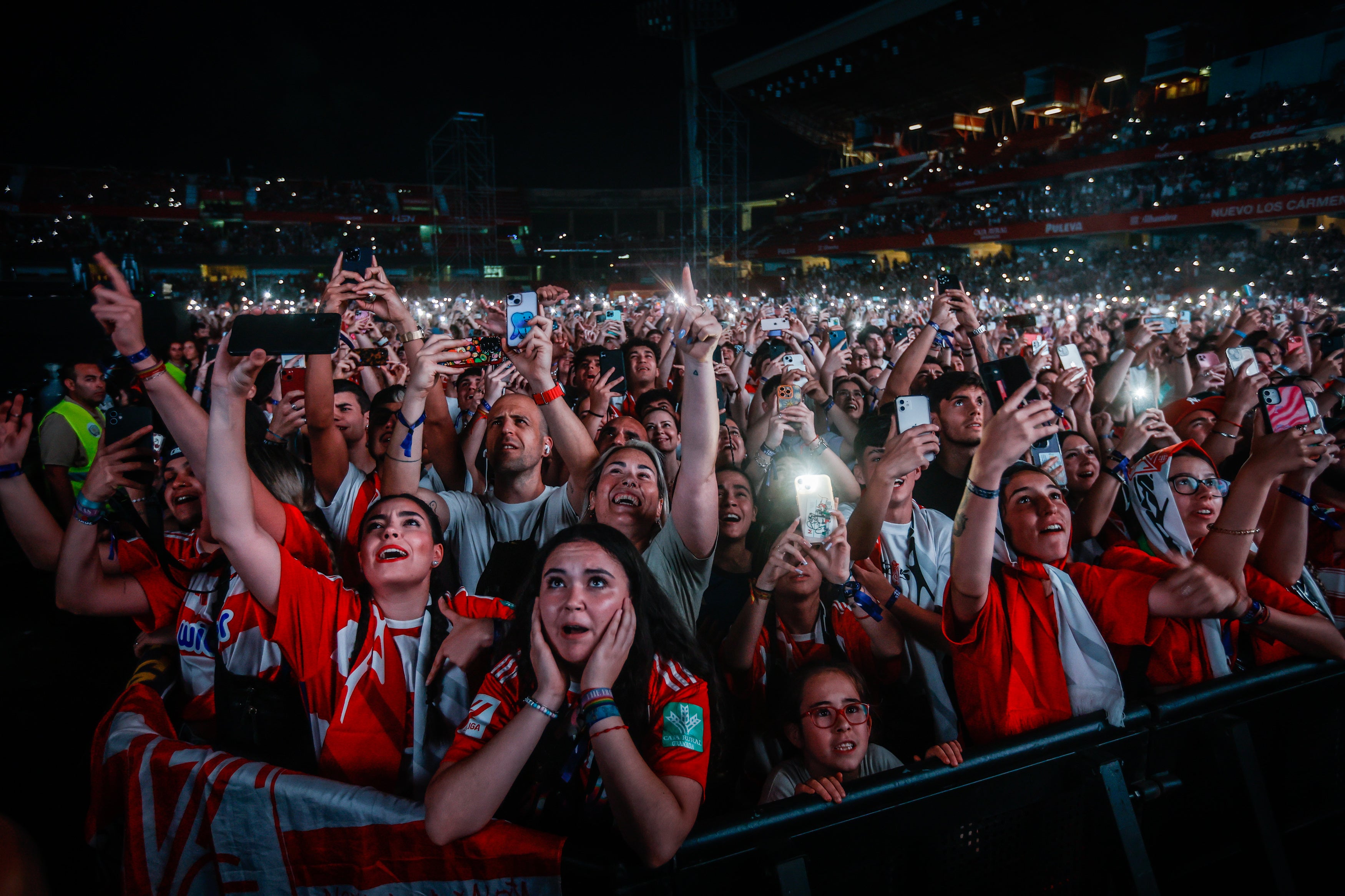 Las espectaculares imágenes del concierto de Saiko en Granada