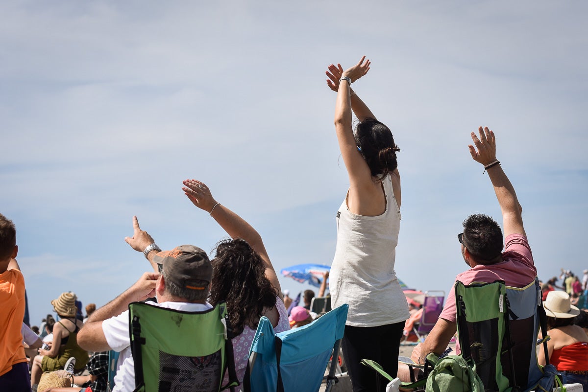 Las imágenes del Festival Aéreo de Motril y el ambiente en la playa