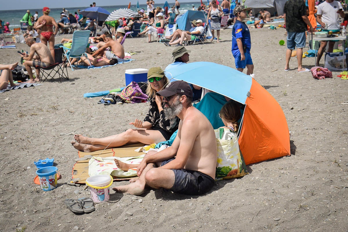 Las imágenes del Festival Aéreo de Motril y el ambiente en la playa