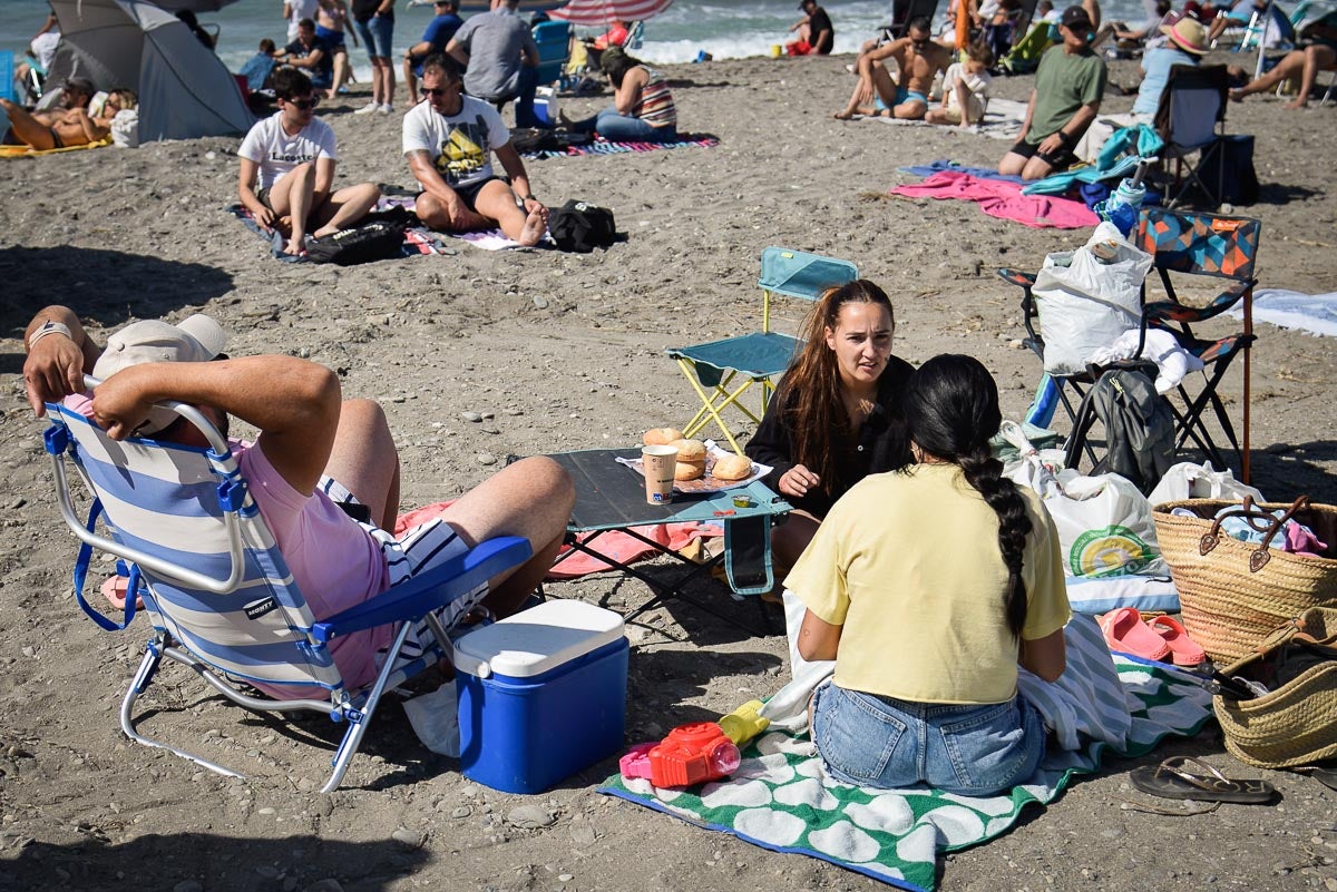 Las imágenes del Festival Aéreo de Motril y el ambiente en la playa