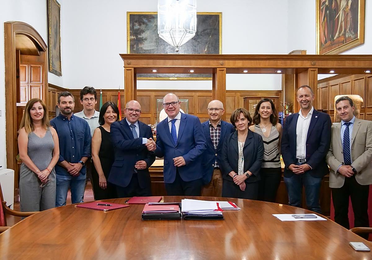 La iniciativa se enmarca en el Plan Estratégico de Adif y va dirigida a la recuperación social de activos en desuso.