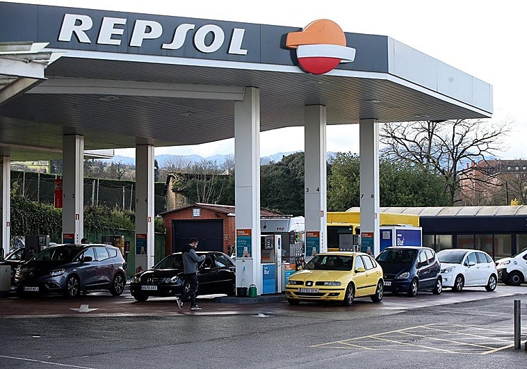 El descuento que lanza Repsol de 5 euros en gasolina