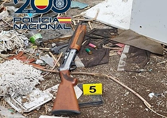 El arma usada en el tiroteo.