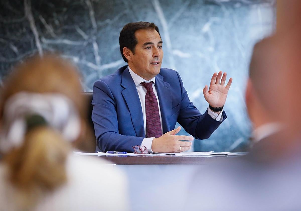 El consejero de Justicia, Administración Local y Función Pública, José Antonio Nieto.