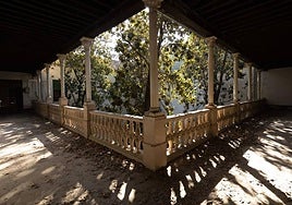 Primera planta del patio porticado de Casa Ágreda.