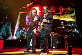 El público de la Plaza de Toros estaba ávido por escuchar los viejos éxitos de la banda de Jalisco.