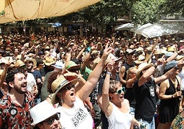 Público en la Plaza Vieja en la edicioón anterior.