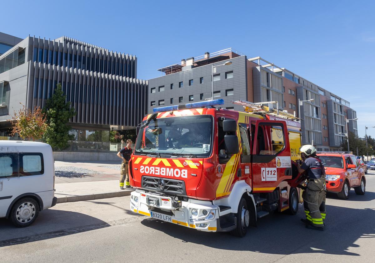 Actuación de Bomberos de Granada en una imagen de archivo