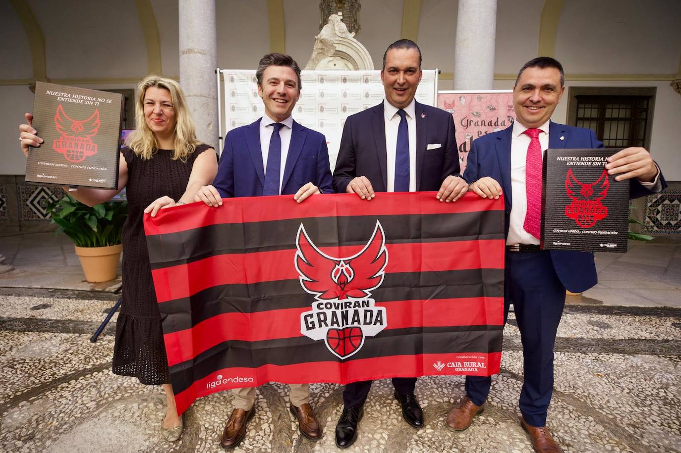 El Covirán entregará una bandera a sus socios de la próxima temporada.