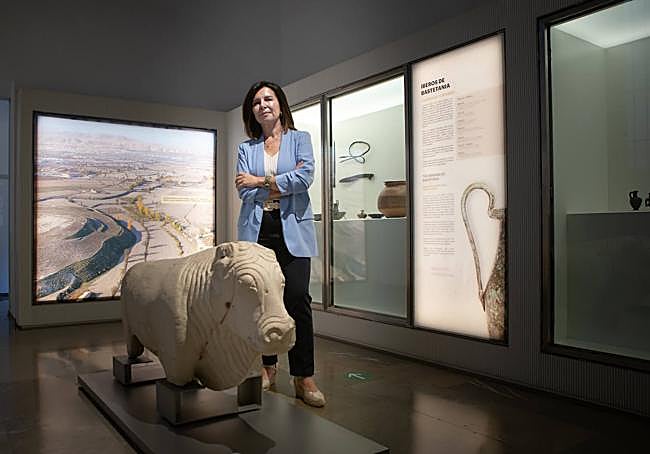 Ginés, en una de las salas donde se exponen piezas del museo.