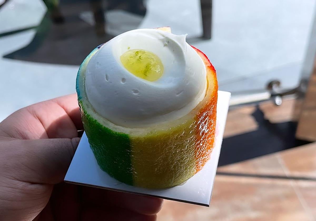 Pastelito LGTBI+ en Granada.