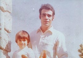 Francisco Medina, de Almuñécar, con su hijo Pablo en San Sebastián.