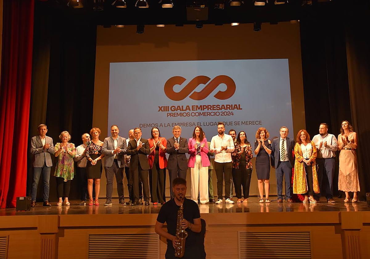 Entrega de Premios Comercio 2024 en la edición de este año de la Gala Empresarial de la Asociación de Empresarios del Altiplano.