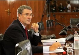 El exdirector general de IDEA Miguel Ángel Serrano en la comisión del caso ER.