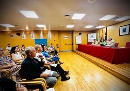 Salud destina 700.000 euros a abrir tres gabinetes de salud bucodental en Almería