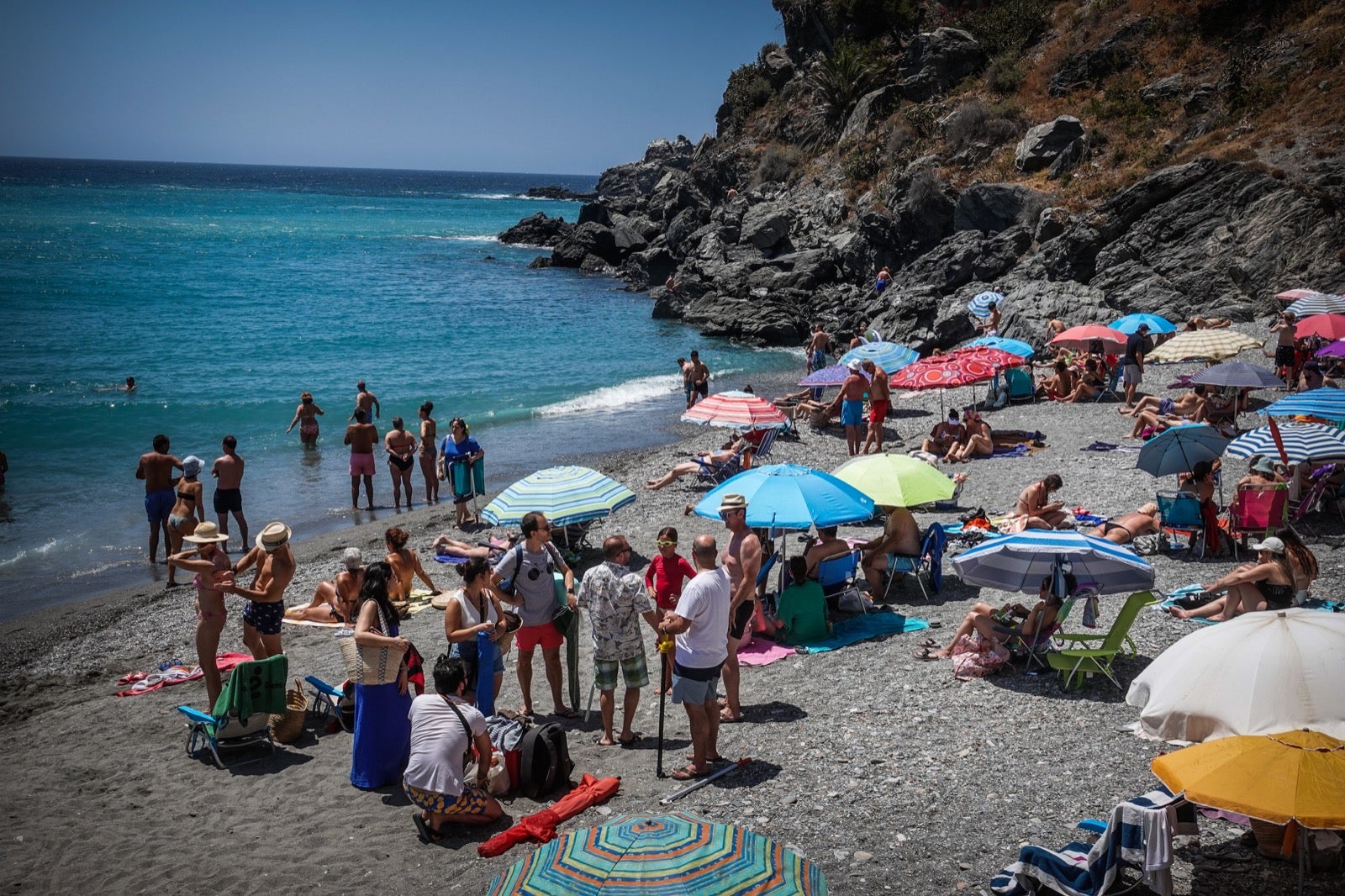 El ambiente en el primer fin de semana de julio en la Costa de Granada