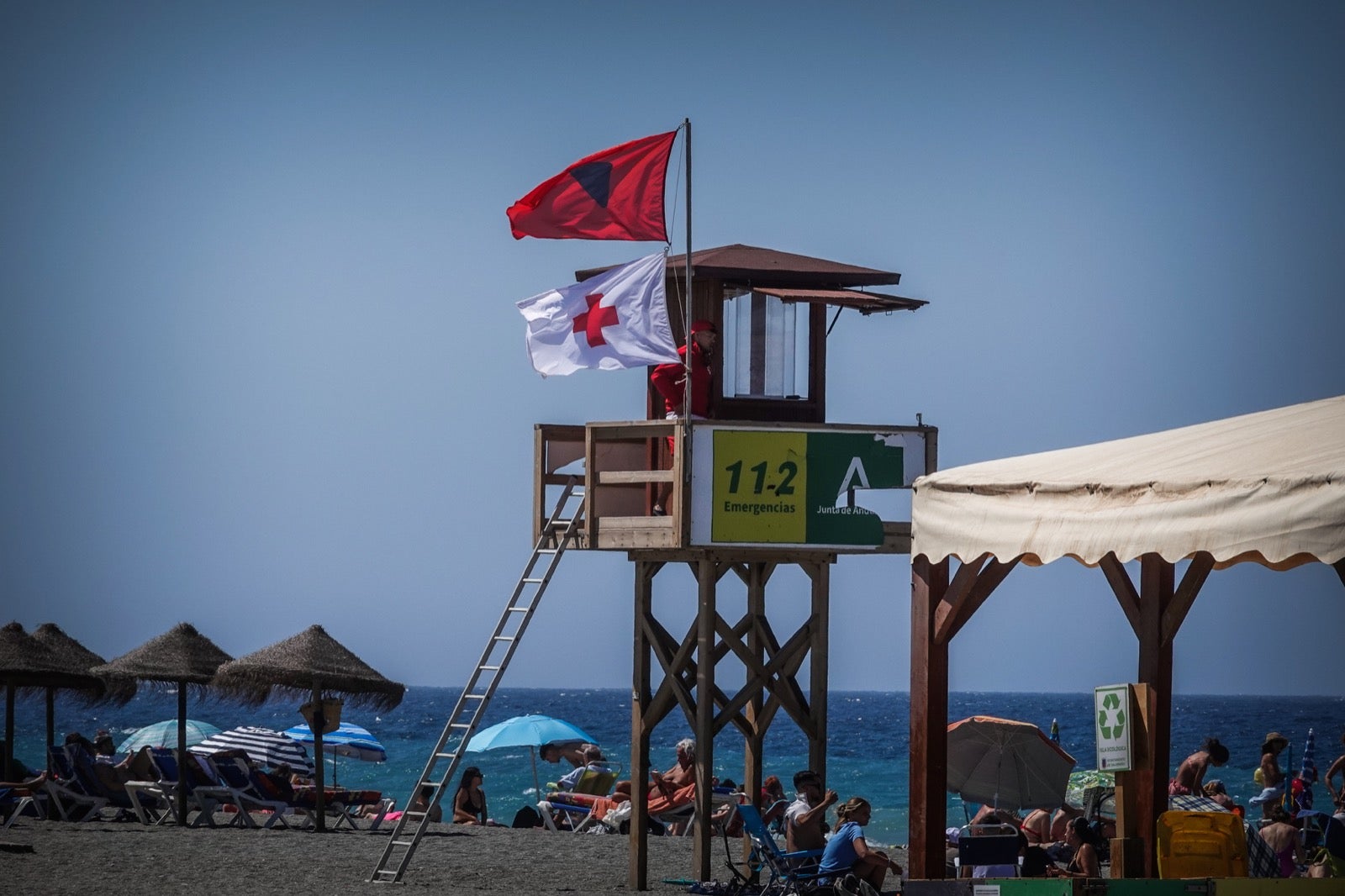 El ambiente en el primer fin de semana de julio en la Costa de Granada