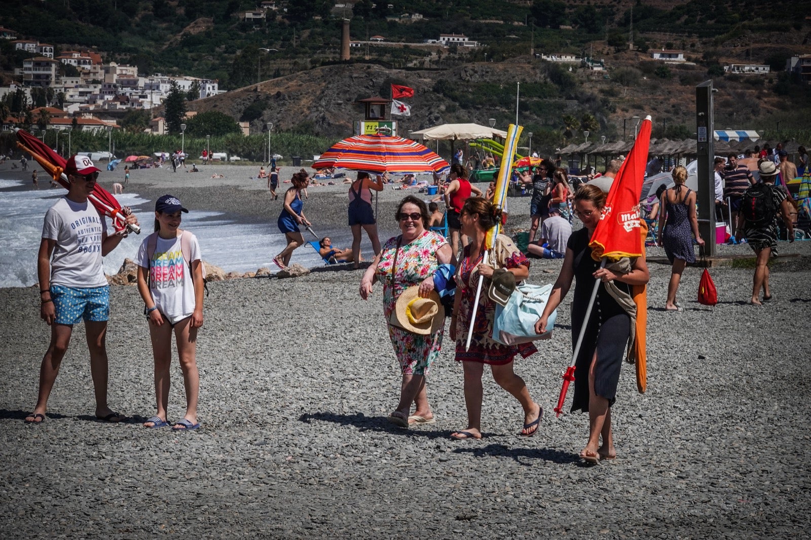 El ambiente en el primer fin de semana de julio en la Costa de Granada