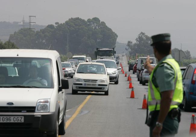 Los conos fueron aliados en la bajada y subida cuando no había autovía.