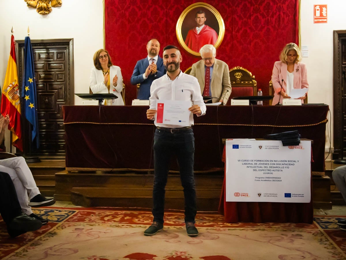 Así ha sido el acto de graduación de jóvenes con discapacidad en la UGR