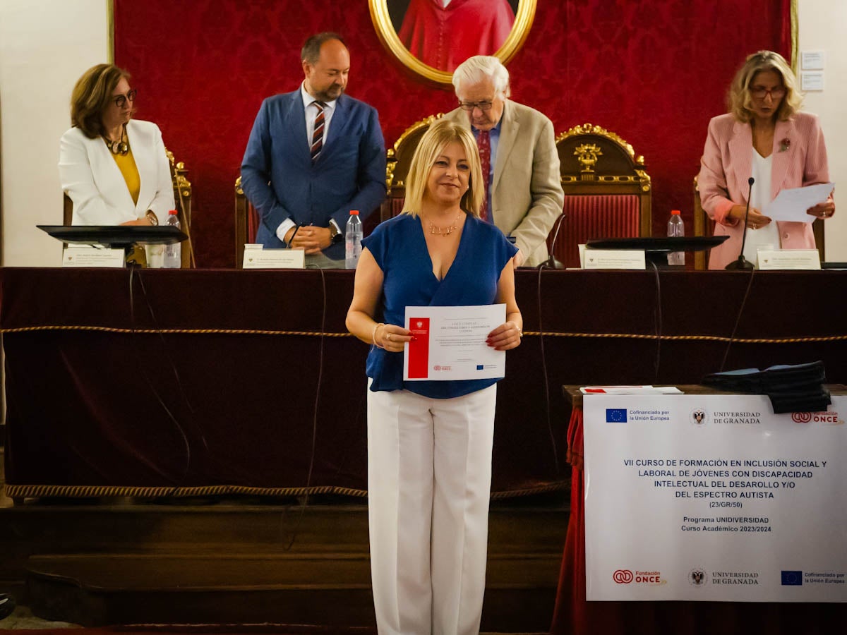 Así ha sido el acto de graduación de jóvenes con discapacidad en la UGR