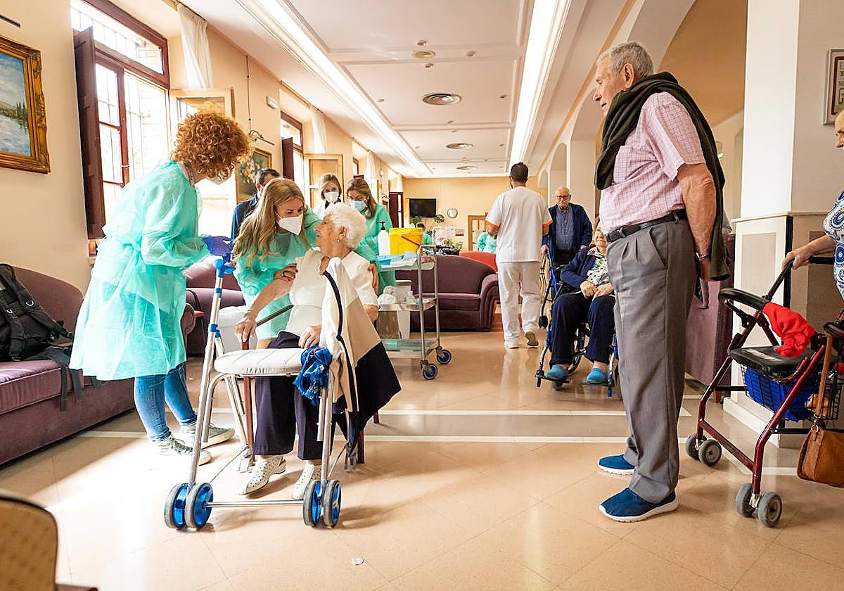 La residencia de mayores del Perpetuo Socorro de Santa Fe en una imagen de archivo.