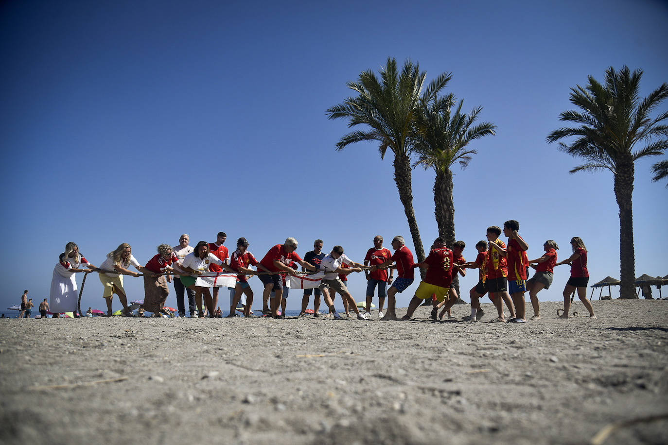 El tira y afloja en Almuñécar entre españoles e ingleses
