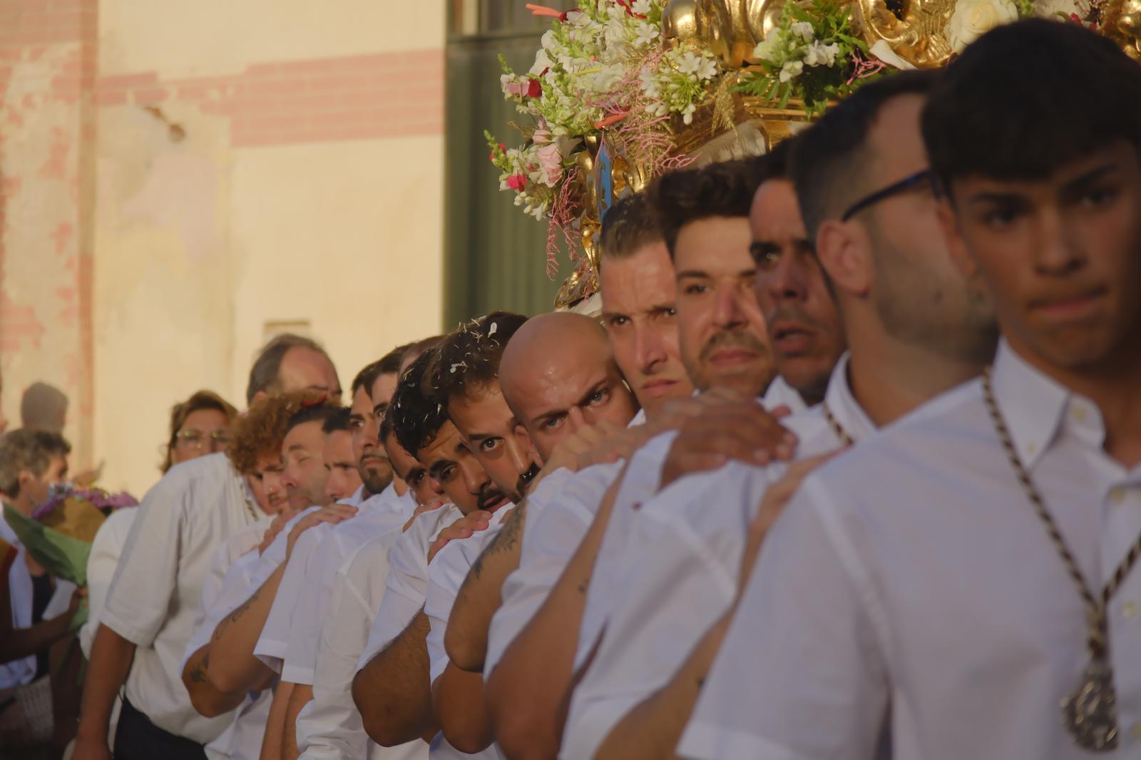 Motril se rinde a la patrona de los marineros