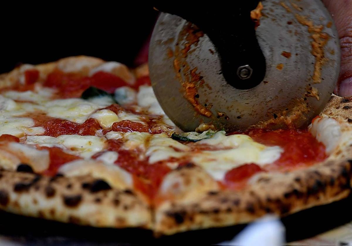 Descubre cuál es la mejor pizza de Andalucía.