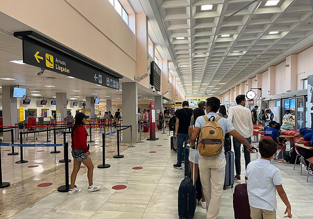 Aeropuerto Federico García Lorca