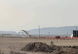 El montaje del escenario y las demás infraestructuras sigue adelante.