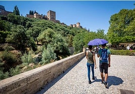 Aviso urgente de Aemet por récord de calor y calima en Andalucía .
