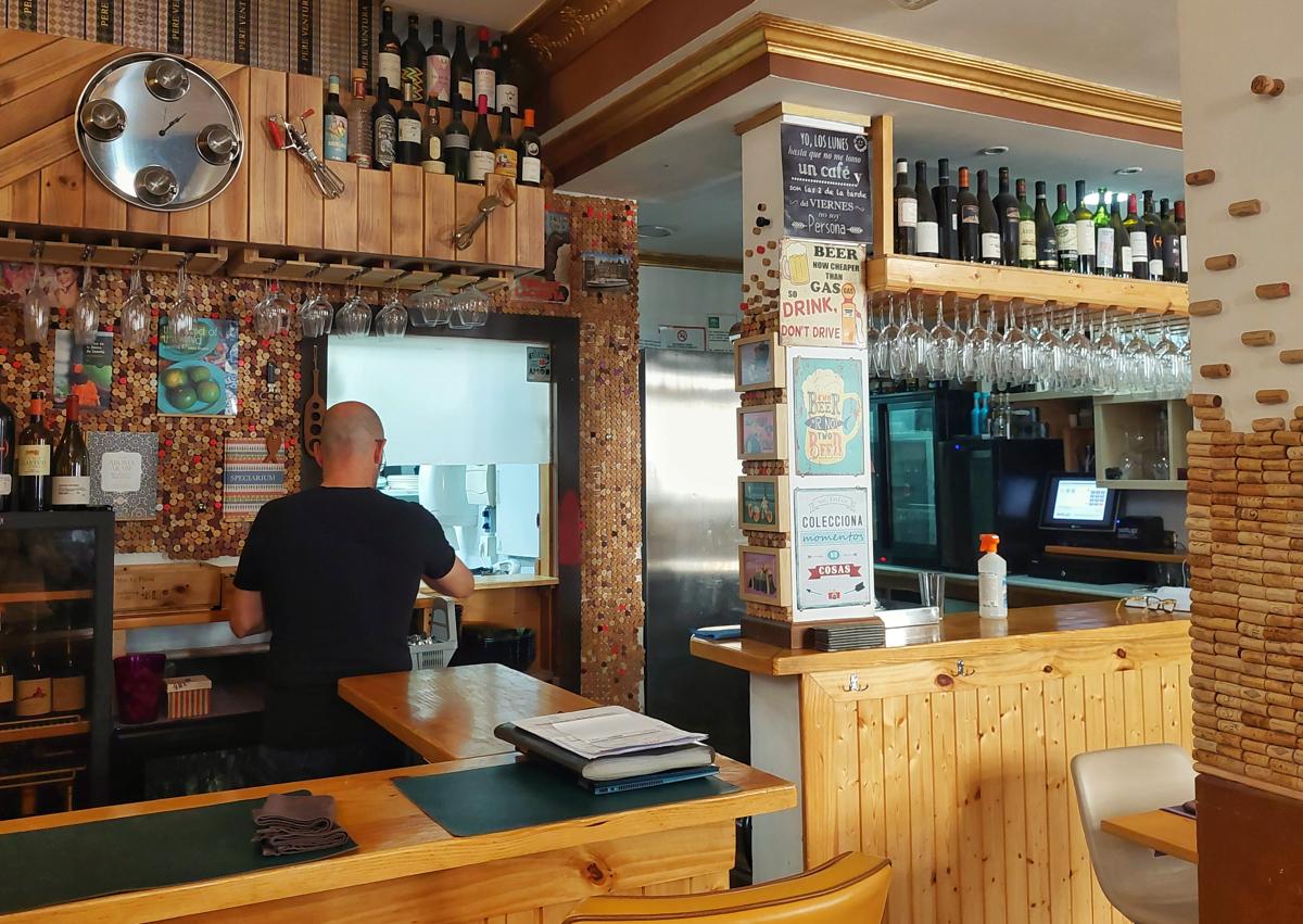 Imagen secundaria 1 - Decoración de el restaurante El Mercader.