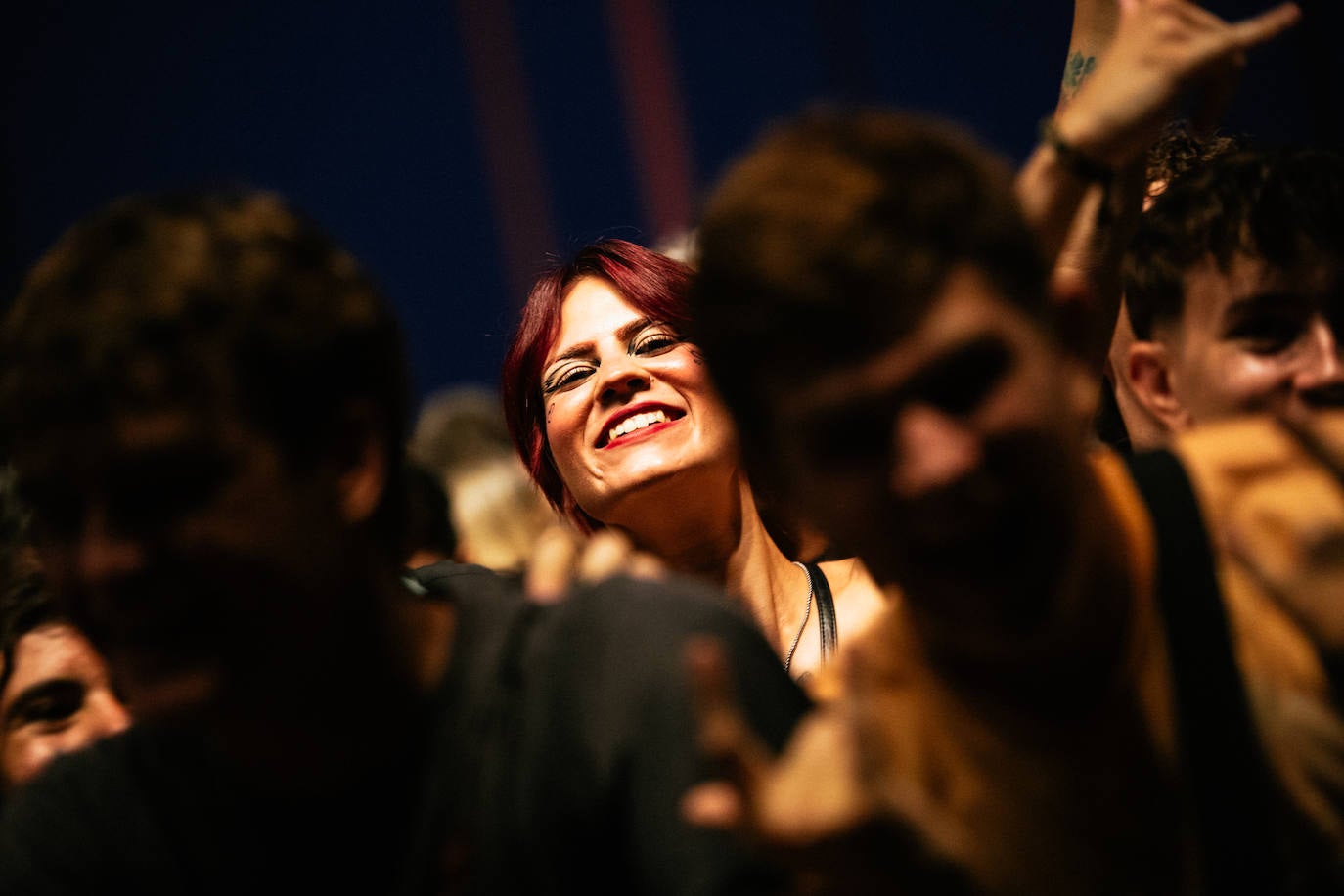 Los mejores momentos del concierto de Robe en Almería