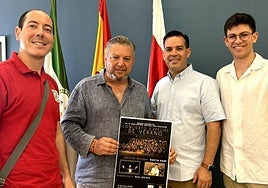 Visita de los componentes de la Sinfónica al edil de Cultura.