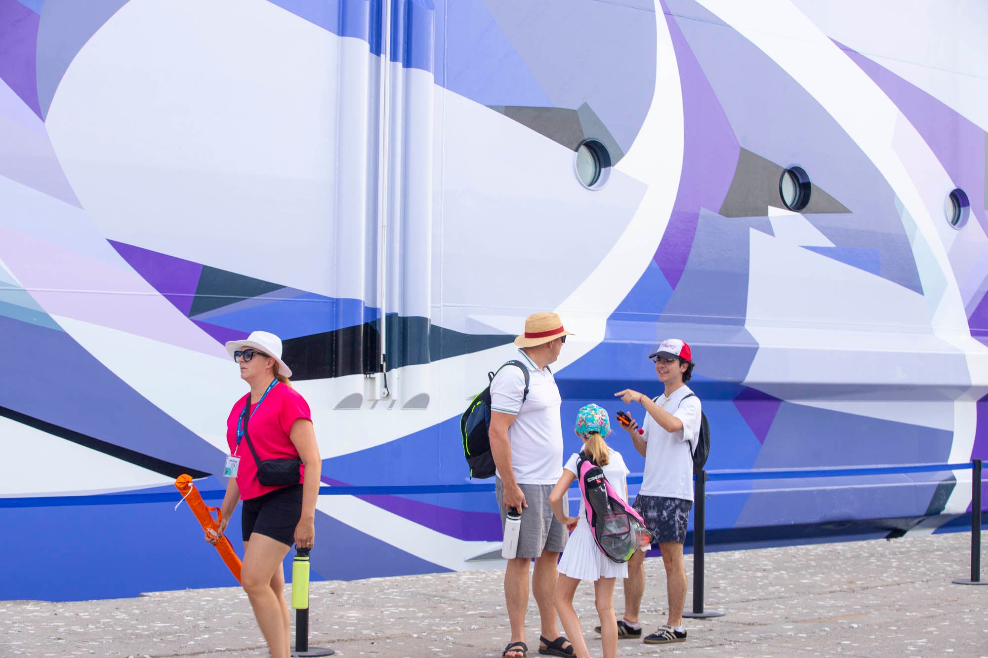 Así es el Norwegian Viva, el crucero que atraca en Motril con más de 3.000 pasajeros