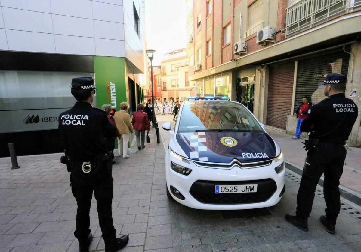 La Policía interpone 81 denuncias por botellón en Motril