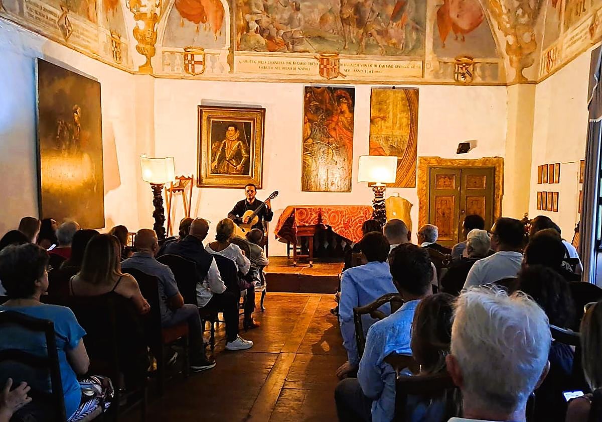 Enrique Muñoz en un concierto en tierras italianas