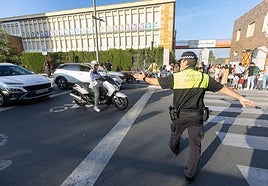 Un agente de la Policía Local en una imagen de archivo.