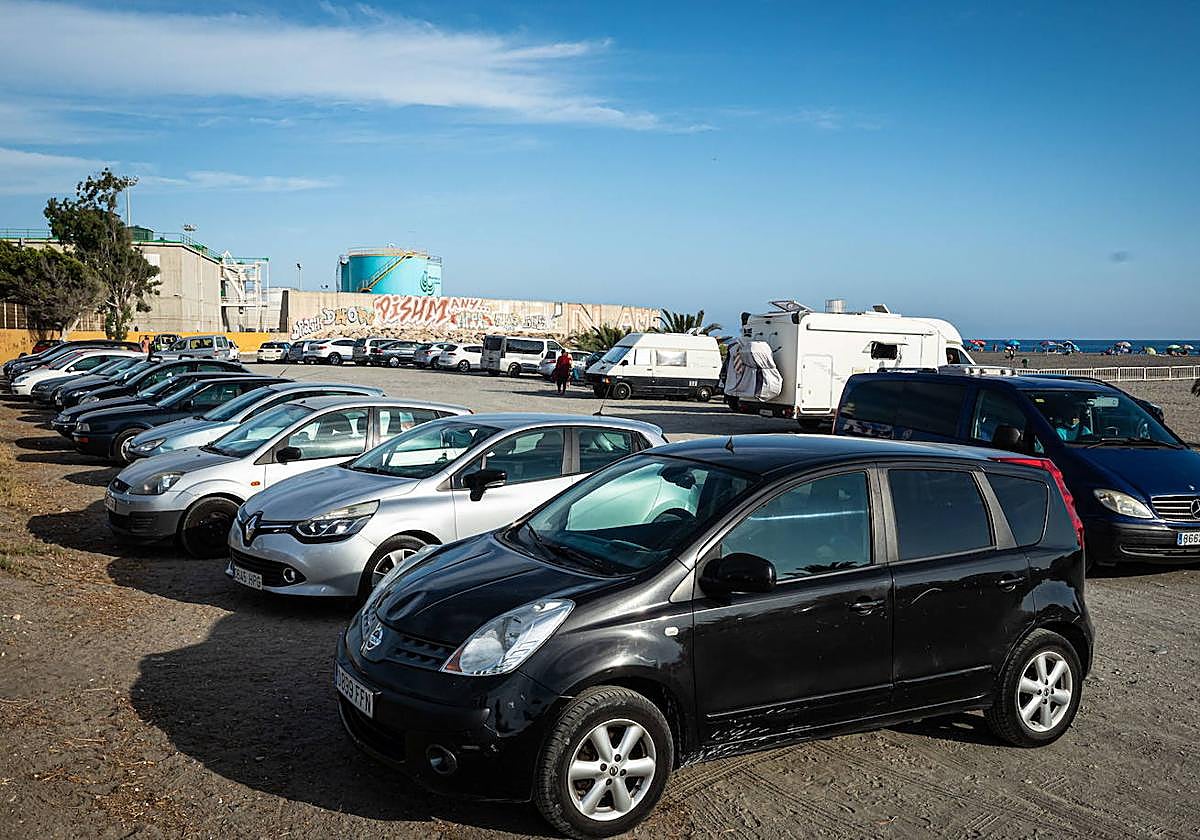 La última playa de España donde podías entrar con coche estaba en Granada
